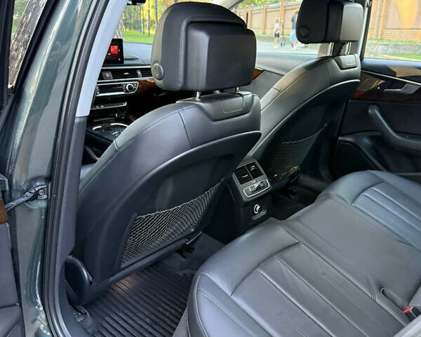 Зеленый Ауди А4, объемом двигателя 2 л и пробегом 59 тыс. км за 21900 $, фото 9 на Automoto.ua