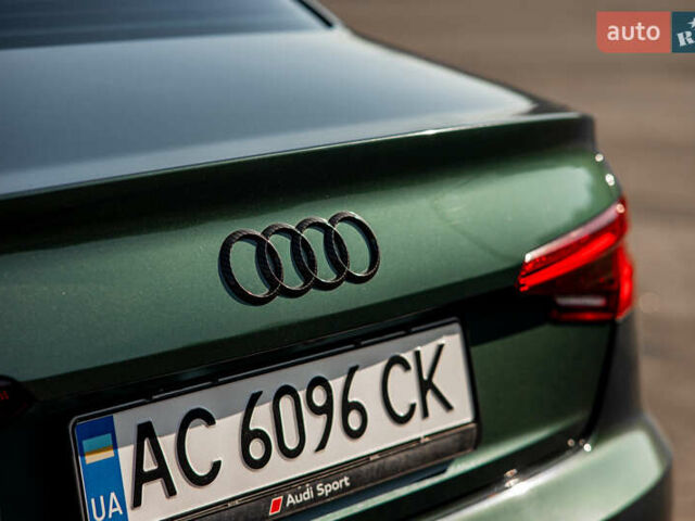 Зелений Ауді А4, об'ємом двигуна 1.98 л та пробігом 47 тис. км за 30000 $, фото 13 на Automoto.ua