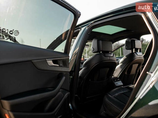 Зелений Ауді А4, об'ємом двигуна 1.98 л та пробігом 47 тис. км за 30000 $, фото 43 на Automoto.ua