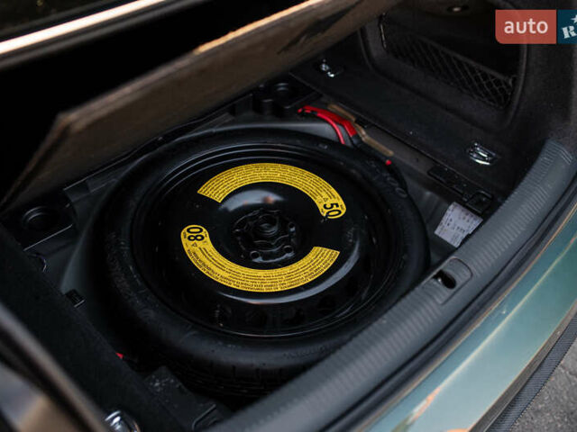 Зелений Ауді А4, об'ємом двигуна 1.98 л та пробігом 47 тис. км за 30000 $, фото 65 на Automoto.ua