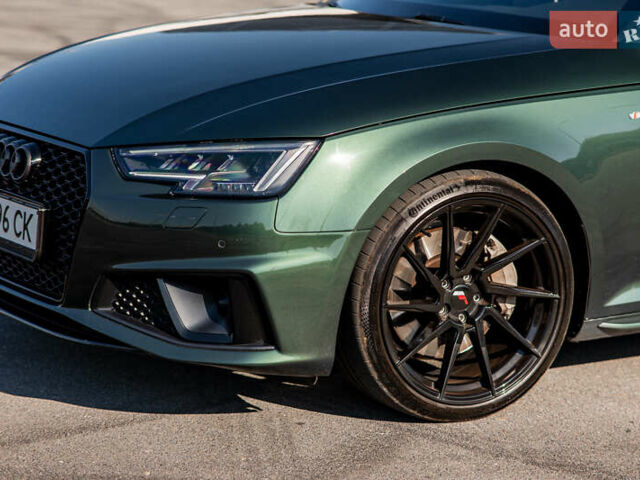 Зелений Ауді А4, об'ємом двигуна 1.98 л та пробігом 47 тис. км за 30000 $, фото 5 на Automoto.ua