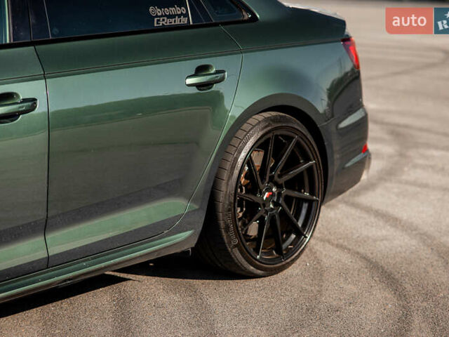 Зелений Ауді А4, об'ємом двигуна 1.98 л та пробігом 47 тис. км за 30000 $, фото 6 на Automoto.ua