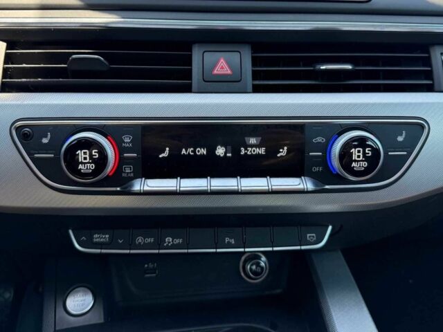 Зеленый Ауди А4, объемом двигателя 2 л и пробегом 89 тыс. км за 9000 $, фото 20 на Automoto.ua