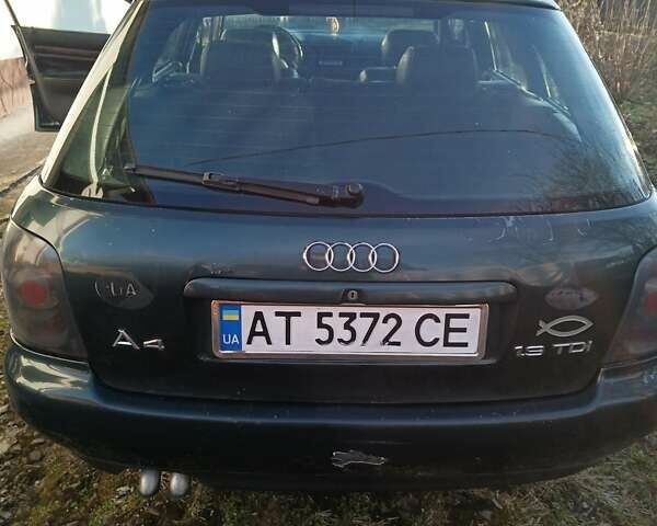 Зелений Ауді А4, об'ємом двигуна 1.9 л та пробігом 252 тис. км за 2800 $, фото 13 на Automoto.ua