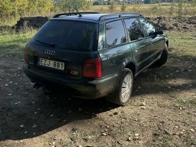 Зеленый Ауди А4, объемом двигателя 1.9 л и пробегом 342 тыс. км за 1597 $, фото 2 на Automoto.ua
