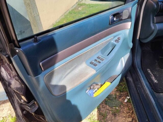 Зеленый Ауди А4, объемом двигателя 1.8 л и пробегом 400 тыс. км за 2000 $, фото 8 на Automoto.ua