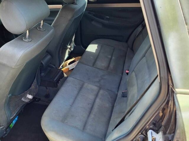 Зеленый Ауди А4, объемом двигателя 1.8 л и пробегом 400 тыс. км за 2000 $, фото 7 на Automoto.ua