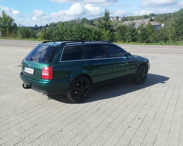 Зеленый Ауди А4, объемом двигателя 2.5 л и пробегом 333 тыс. км за 3500 $, фото 6 на Automoto.ua