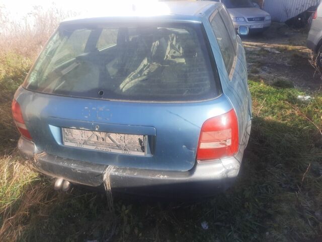 Зелений Ауді А4, об'ємом двигуна 1.9 л та пробігом 3 тис. км за 15 $, фото 1 на Automoto.ua