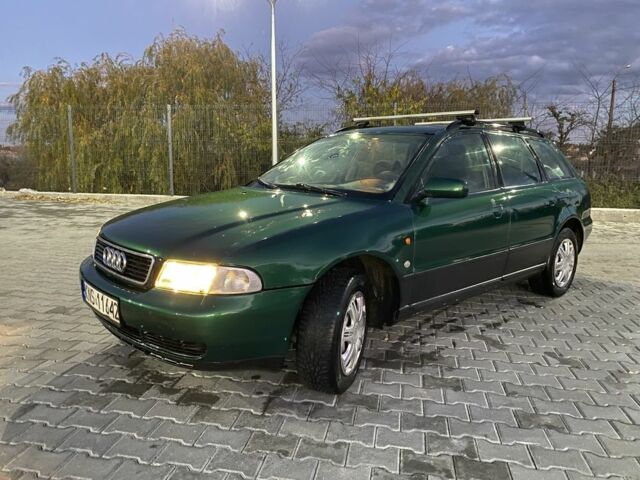 Зелений Ауді А4, об'ємом двигуна 1.9 л та пробігом 250 тис. км за 1500 $, фото 1 на Automoto.ua