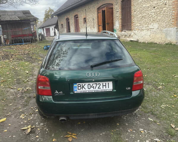Зеленый Ауди А4, объемом двигателя 1.6 л и пробегом 300 тыс. км за 4100 $, фото 6 на Automoto.ua