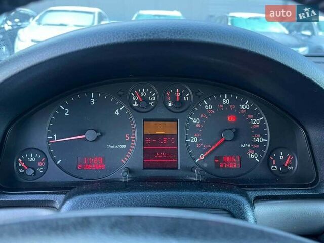 Зеленый Ауди А4, объемом двигателя 1.9 л и пробегом 375 тыс. км за 4390 $, фото 13 на Automoto.ua