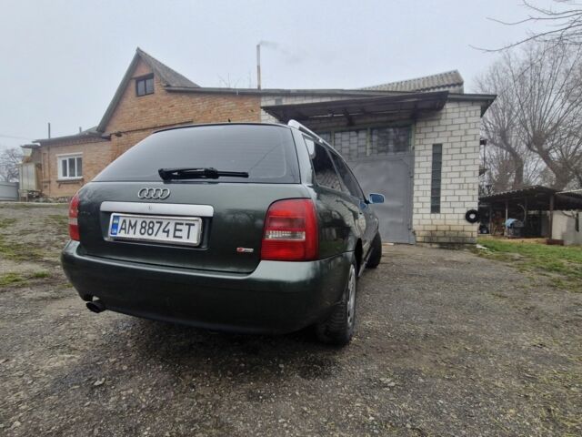 Зеленый Ауди А4, объемом двигателя 1.6 л и пробегом 290 тыс. км за 4800 $, фото 1 на Automoto.ua