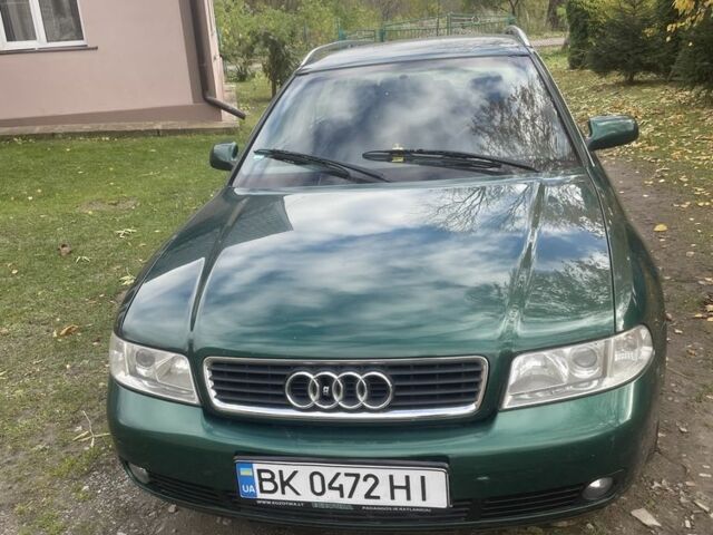 Зеленый Ауди А4, объемом двигателя 1.6 л и пробегом 300 тыс. км за 4100 $, фото 3 на Automoto.ua