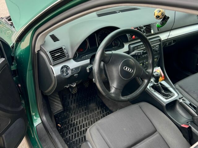 Зелений Ауді А4, об'ємом двигуна 1.8 л та пробігом 1 тис. км за 4900 $, фото 6 на Automoto.ua
