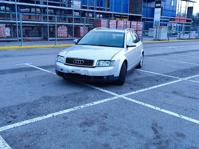 Зеленый Ауди А4, объемом двигателя 1.5 л и пробегом 303 тыс. км за 3300 $, фото 9 на Automoto.ua