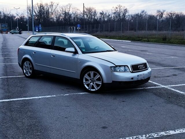 Зеленый Ауди А4, объемом двигателя 1.5 л и пробегом 303 тыс. км за 3300 $, фото 2 на Automoto.ua