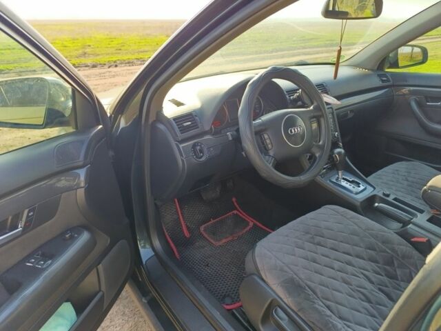 Зелений Ауді А4, об'ємом двигуна 1.8 л та пробігом 307 тис. км за 5700 $, фото 6 на Automoto.ua