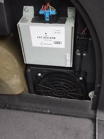 Зеленый Ауди А4, объемом двигателя 2 л и пробегом 201 тыс. км за 5899 $, фото 51 на Automoto.ua