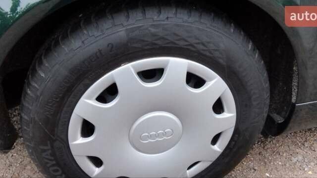 Зеленый Ауди А4, объемом двигателя 2 л и пробегом 201 тыс. км за 5899 $, фото 71 на Automoto.ua