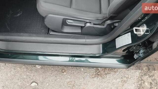 Зеленый Ауди А4, объемом двигателя 2 л и пробегом 201 тыс. км за 5899 $, фото 22 на Automoto.ua