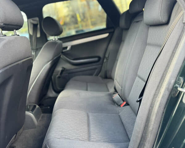 Зеленый Ауди А4, объемом двигателя 1.6 л и пробегом 224 тыс. км за 5800 $, фото 23 на Automoto.ua