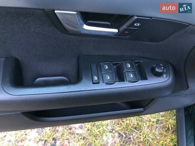 Зеленый Ауди А4, объемом двигателя 1.6 л и пробегом 203 тыс. км за 5300 $, фото 38 на Automoto.ua