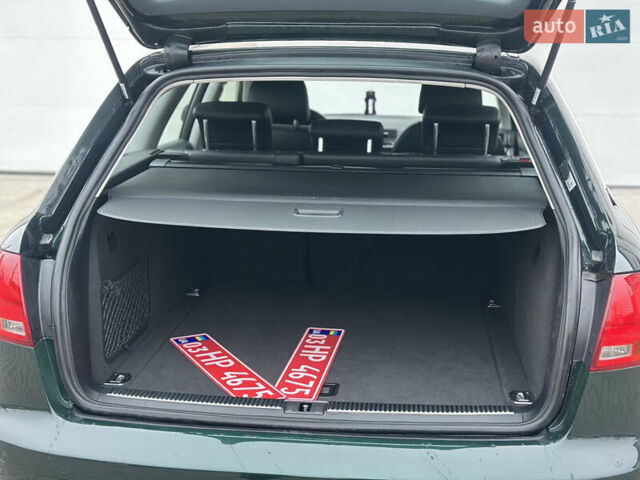 Зеленый Ауди А4, объемом двигателя 1.8 л и пробегом 209 тыс. км за 7200 $, фото 38 на Automoto.ua