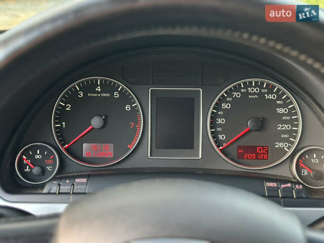 Зелений Ауді А4, об'ємом двигуна 1.8 л та пробігом 209 тис. км за 7450 $, фото 19 на Automoto.ua