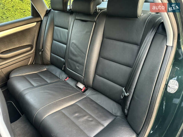 Зелений Ауді А4, об'ємом двигуна 1.8 л та пробігом 209 тис. км за 7300 $, фото 26 на Automoto.ua