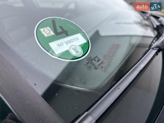 Зеленый Ауди А4, объемом двигателя 1.8 л и пробегом 209 тыс. км за 7200 $, фото 78 на Automoto.ua