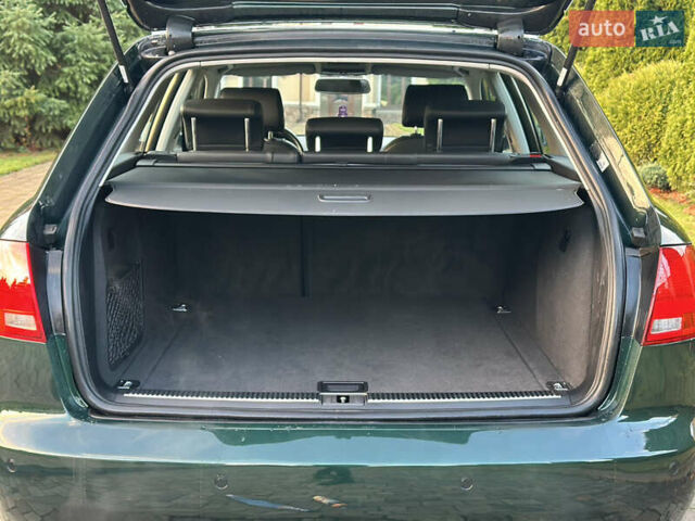 Зелений Ауді А4, об'ємом двигуна 1.8 л та пробігом 209 тис. км за 7300 $, фото 32 на Automoto.ua