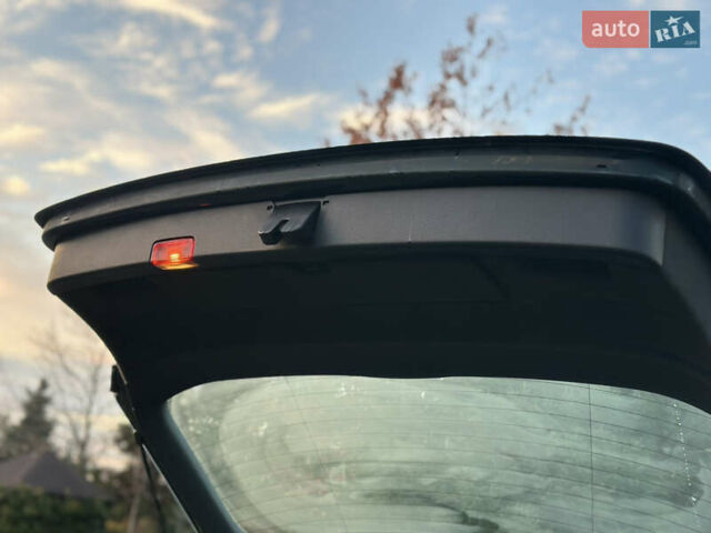 Зелений Ауді А4, об'ємом двигуна 1.8 л та пробігом 209 тис. км за 7450 $, фото 36 на Automoto.ua