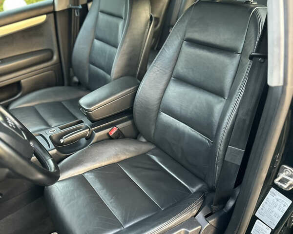 Зелений Ауді А4, об'ємом двигуна 1.8 л та пробігом 209 тис. км за 7300 $, фото 10 на Automoto.ua