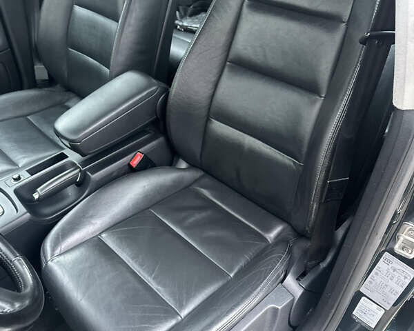 Зеленый Ауди А4, объемом двигателя 1.8 л и пробегом 209 тыс. км за 7200 $, фото 22 на Automoto.ua