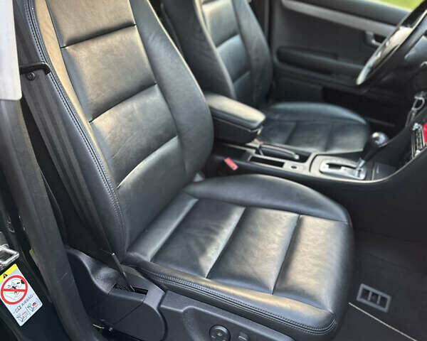 Зелений Ауді А4, об'ємом двигуна 1.8 л та пробігом 209 тис. км за 7300 $, фото 48 на Automoto.ua