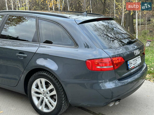 Зеленый Ауди А4, объемом двигателя 2 л и пробегом 213 тыс. км за 9600 $, фото 22 на Automoto.ua