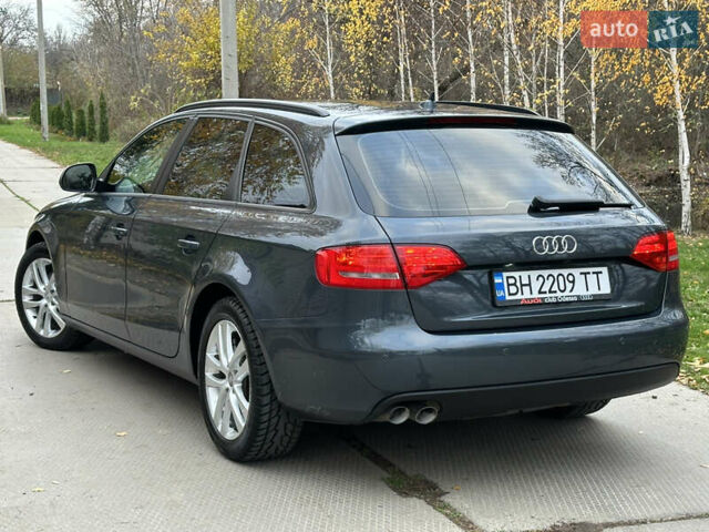 Зеленый Ауди А4, объемом двигателя 2 л и пробегом 213 тыс. км за 9600 $, фото 18 на Automoto.ua