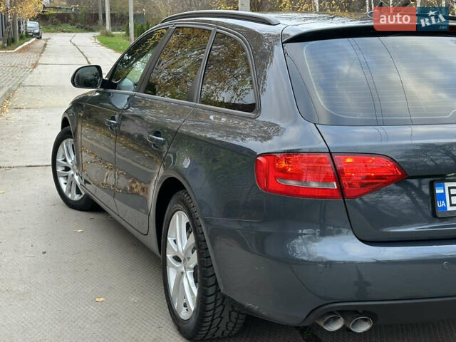Зеленый Ауди А4, объемом двигателя 2 л и пробегом 213 тыс. км за 9600 $, фото 21 на Automoto.ua
