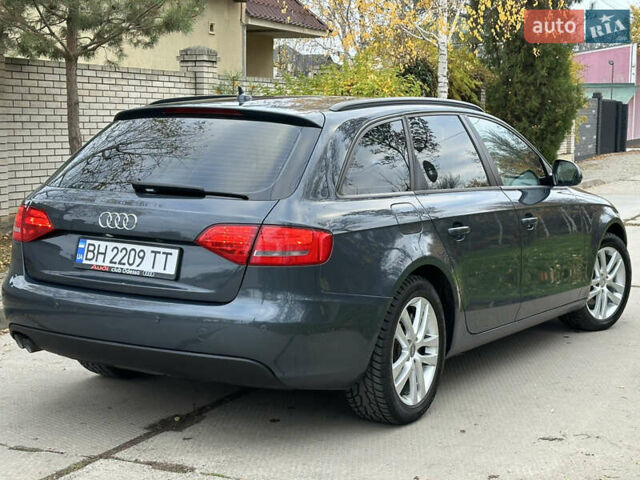 Зеленый Ауди А4, объемом двигателя 2 л и пробегом 213 тыс. км за 9600 $, фото 11 на Automoto.ua