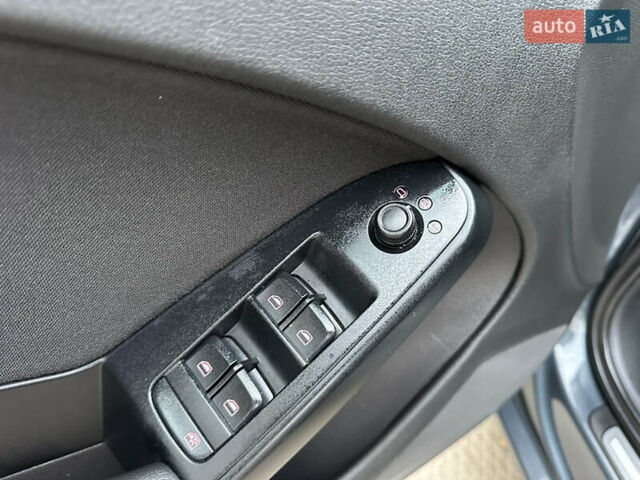 Зеленый Ауди А4, объемом двигателя 2 л и пробегом 213 тыс. км за 9600 $, фото 35 на Automoto.ua