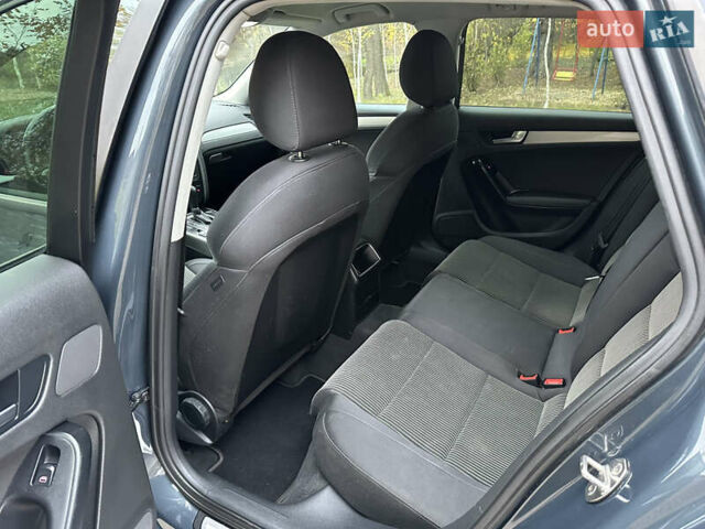 Зеленый Ауди А4, объемом двигателя 2 л и пробегом 213 тыс. км за 9600 $, фото 38 на Automoto.ua