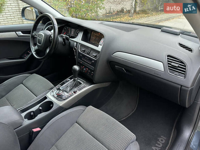 Зеленый Ауди А4, объемом двигателя 2 л и пробегом 213 тыс. км за 9600 $, фото 44 на Automoto.ua