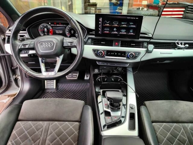 Зеленый Ауди А4, объемом двигателя 2 л и пробегом 15 тыс. км за 17000 $, фото 6 на Automoto.ua