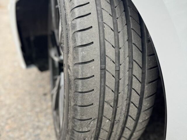 Ауді A5 2022 у Чугуеве на Automoto.ua Білий Ауді A5, об'ємом двигуна 2 л та пробігом 41 тис. км за 28999 $, фото 12 на Automoto.ua