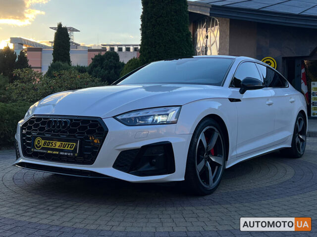 Белый Ауди А5, объемом двигателя 2 л и пробегом 18 тыс. км за 44700 $, фото 2 на Automoto.ua