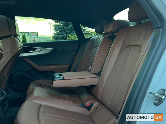 Белый Ауди А5, объемом двигателя 2 л и пробегом 18 тыс. км за 44700 $, фото 12 на Automoto.ua