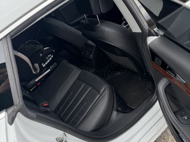 Ауді A5 2022 у Чугуеве на Automoto.ua Білий Ауді A5, об'ємом двигуна 2 л та пробігом 41 тис. км за 28999 $, фото 10 на Automoto.ua