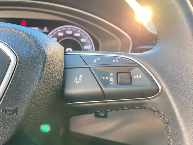 Белый Ауди А5, объемом двигателя 2 л и пробегом 8 тыс. км за 33490 $, фото 23 на Automoto.ua