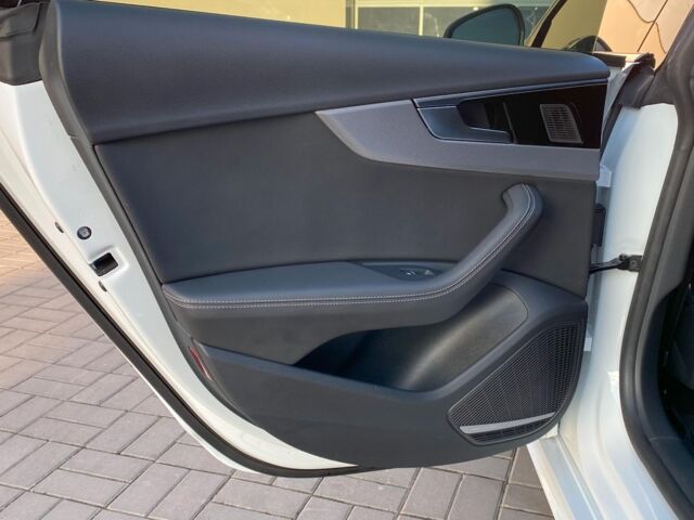 Белый Ауди А5, объемом двигателя 2 л и пробегом 8 тыс. км за 33490 $, фото 31 на Automoto.ua